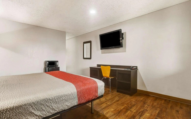 Motel 6 Clovis, NM