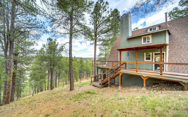 Flagstaff A-frame Cabin w/ Deck & Lovely Views!