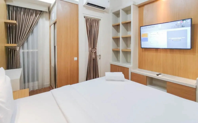 Minimalist And Homey Studio At Amartha View Apartment
