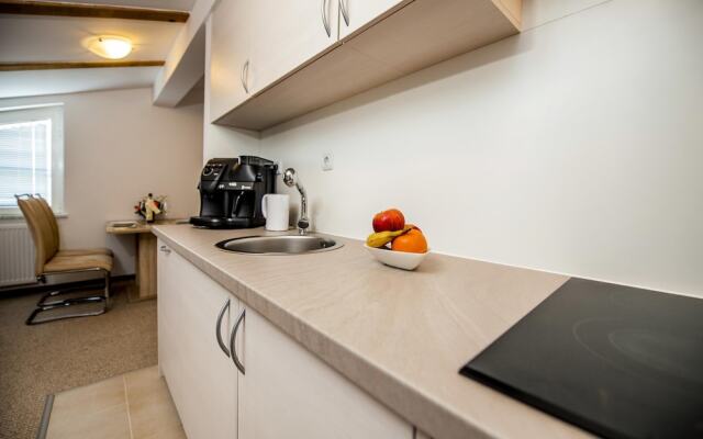 Apartments and Room Marko