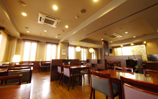 Hotel Route-Inn Isesaki