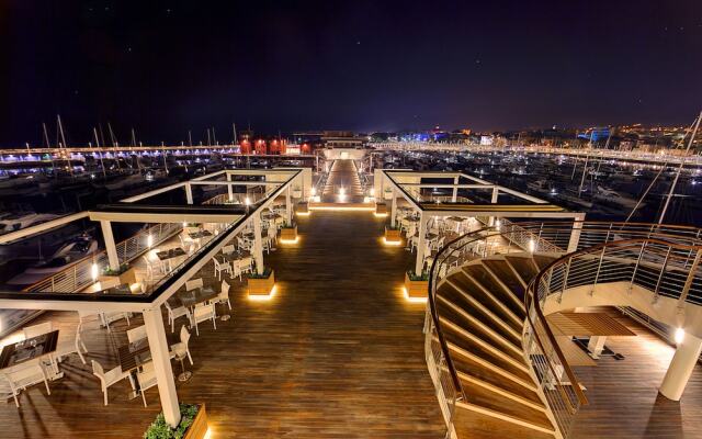 Albergo Yacht Club Marina di Loano