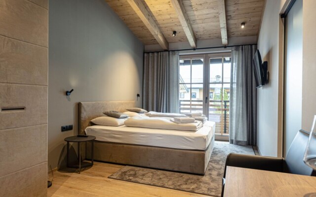 Penthousesuite Kr ndl mit Kamin Westendorf