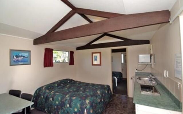 Omokoroa Kiwi Holiday Park