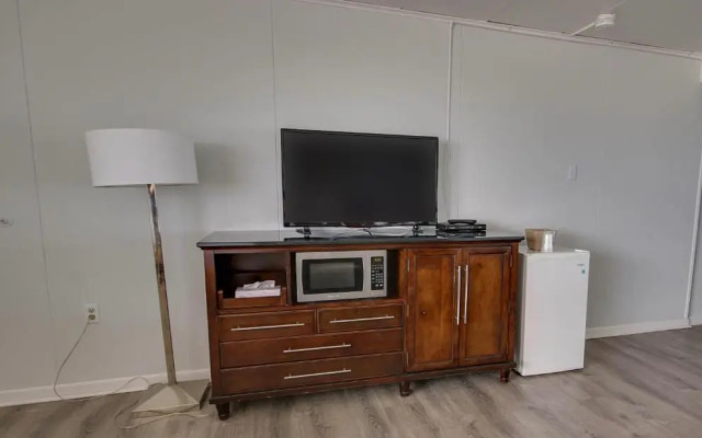 Rideau Oceanfront Motel
