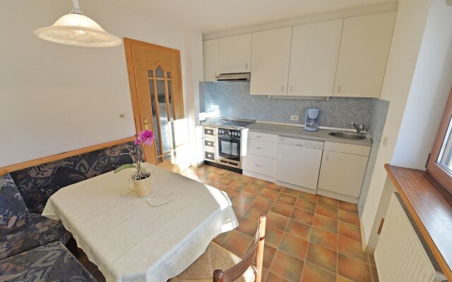 Apartment 4 Holiday - Wolly