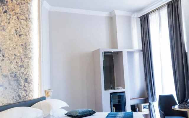 Queen Catlleya Suite