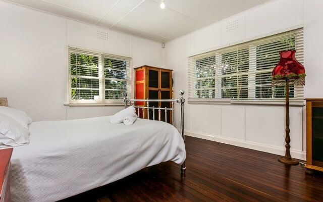 Frankies Beach House