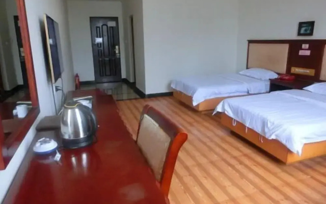 Longsheng Hotel