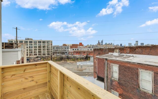 Brewerytown Balcony Retreat 2BR Haven