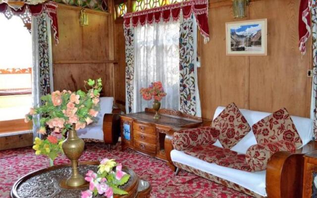 De Laila House Boat (Marketed By Sterling)