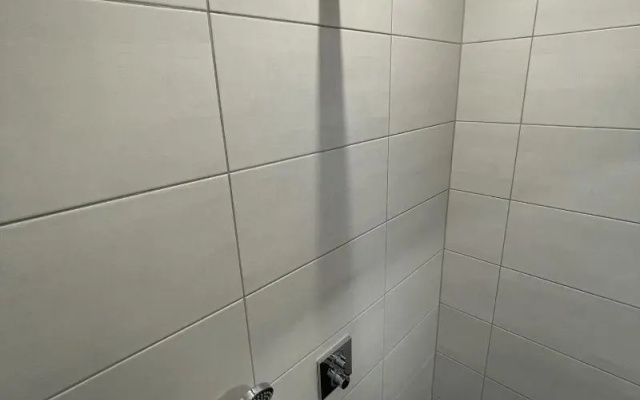 IQ Hotel