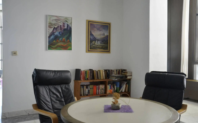 Alp Hotel