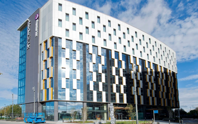 Premier Inn Manchester Salford Media City Hotel