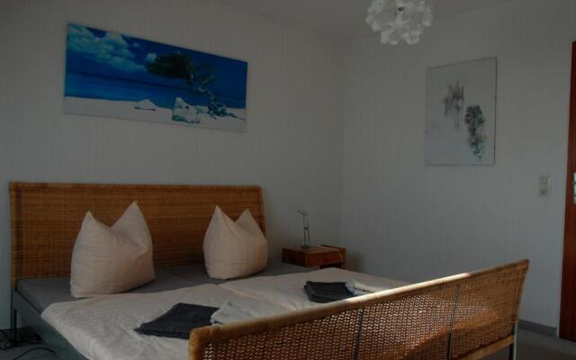 Cantay-Mathildenstraße 16 - FW 3 - OG links