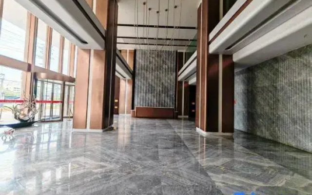 Modern Apartment at Chamber of Commerce Building