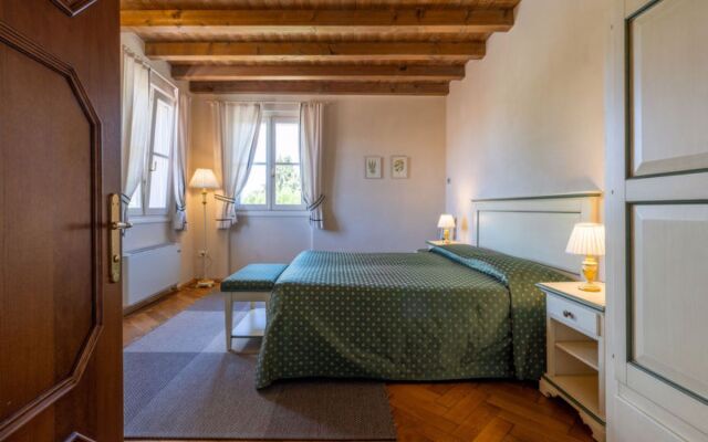 Villa Vitas (SSL100)