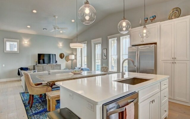 Vitamin Sea At Sunflower Beach