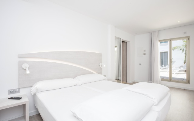 Llaut Boutique Hotel