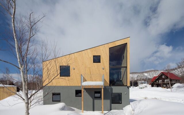 Foxwood E by H2 Life