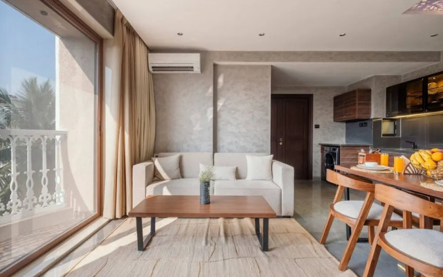 Modern 1BR With Pool 5min Drive to Candolim Beach