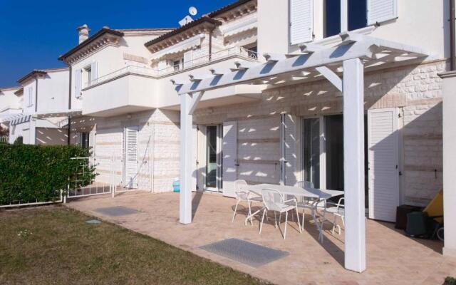 S18 - Sirolo, Nuovissimo Trilocale in Pietra Con Giardino Dx