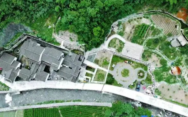 Luoman Shijia Homestay