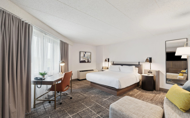 Crowne Plaza Lansing by IHG
