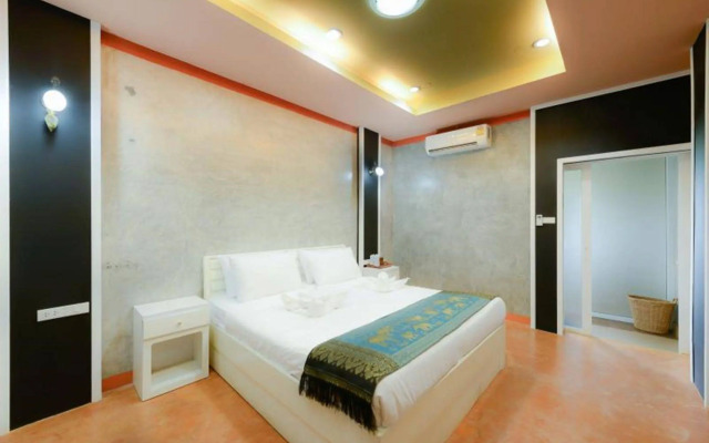 Riverpool Resort