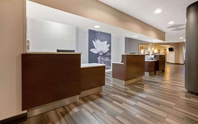 La Quinta Inn & Suites by Wyndham Tacoma - Seattle