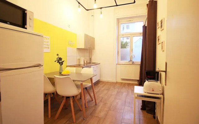 Geräumiger Altbau für große Gruppen