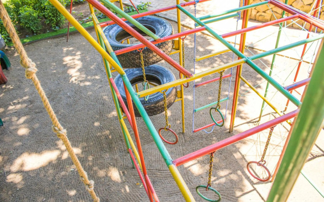 Hutten Heights Lodge by Ilawu