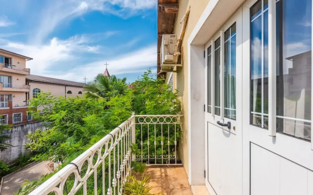 Guesthouse 'hapa të Lehtë' - Room 1 - Pro Bono