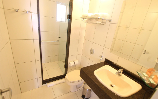 Hotel Confiance Prime Batel