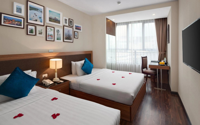 Golden Moon Suite Hotel – Guest Rooms – Hanoi