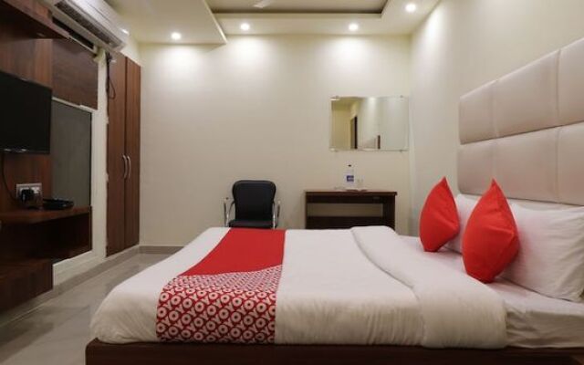 Oyo 47405 Comfort Inn