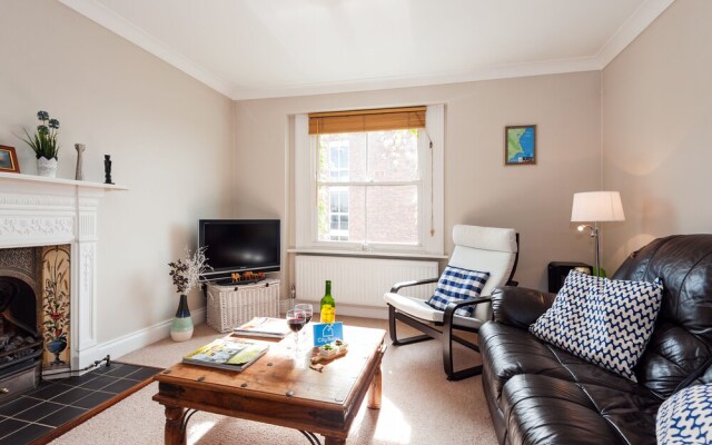 The Hogarth Road Nest - NB1