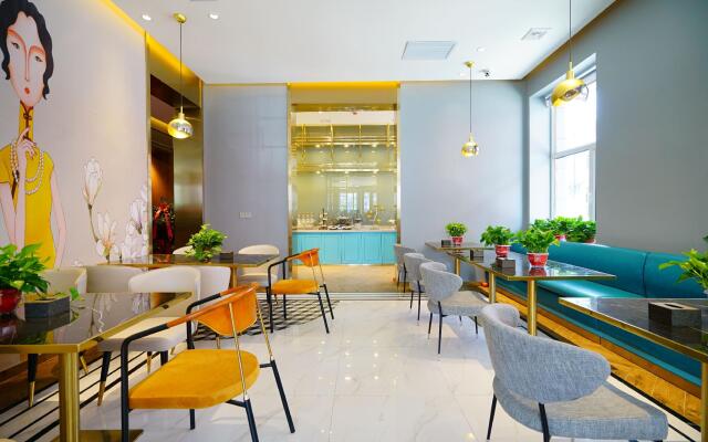 Hanting Hotel Hailar Railway Station Central Street
