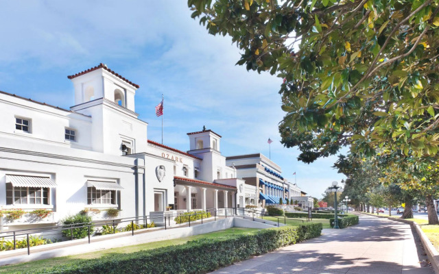 Holiday Inn Express & Suites Hot Springs by IHG