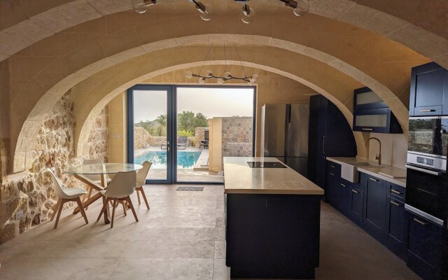 Sea Holly Gozo