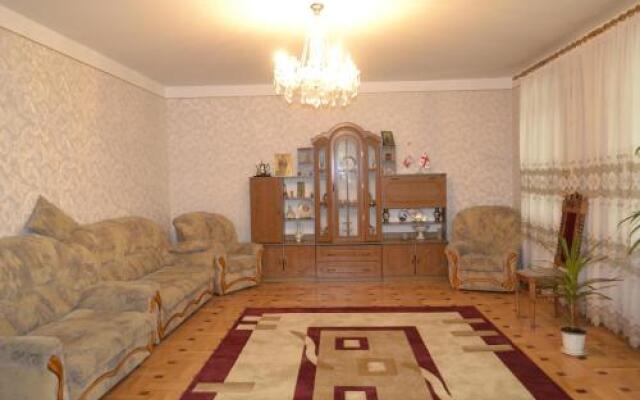 Manoni's Guest House