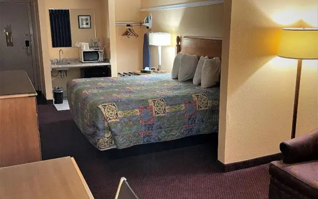 Marina Inn