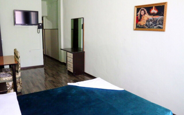 Gelikon Vest Hotel