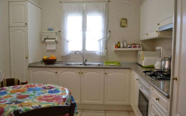 Chalet Blanca