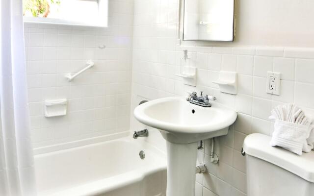 Broadway Suites Downtown by RocketStay