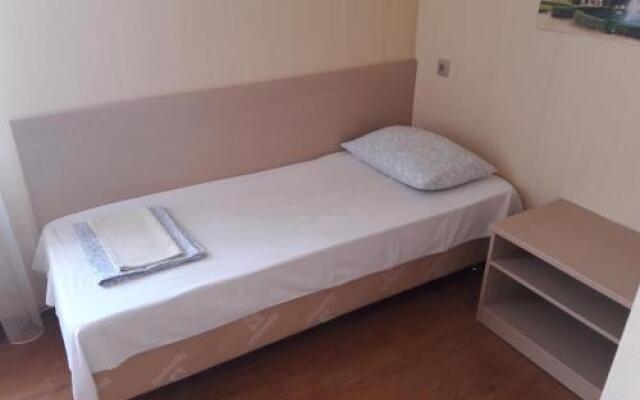 Semejnyij Guest House