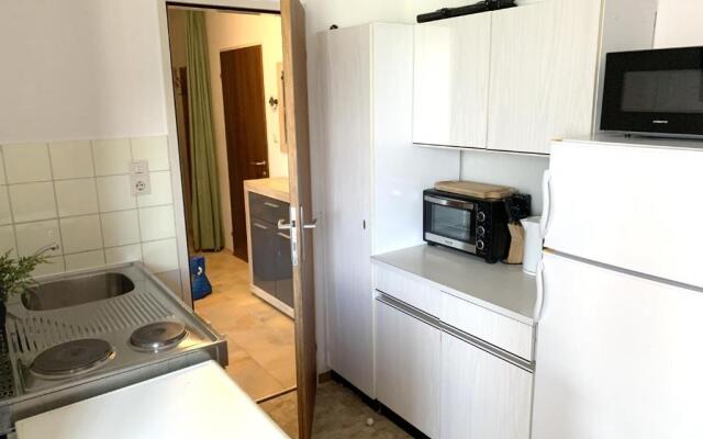 Family-friendly Deluxe Studio Apartment-TOP18