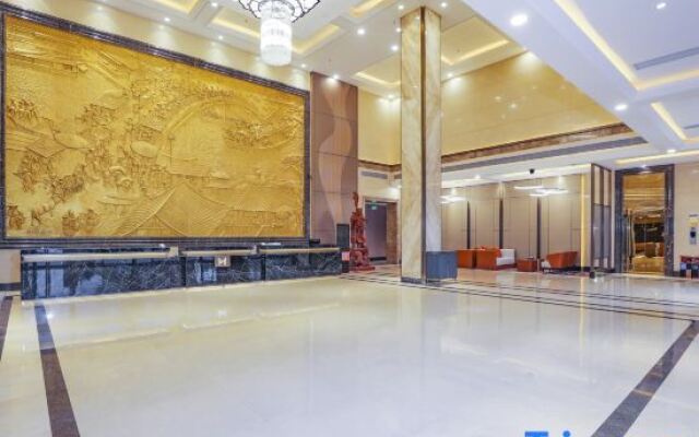 Yuda Hotel Parking Lot