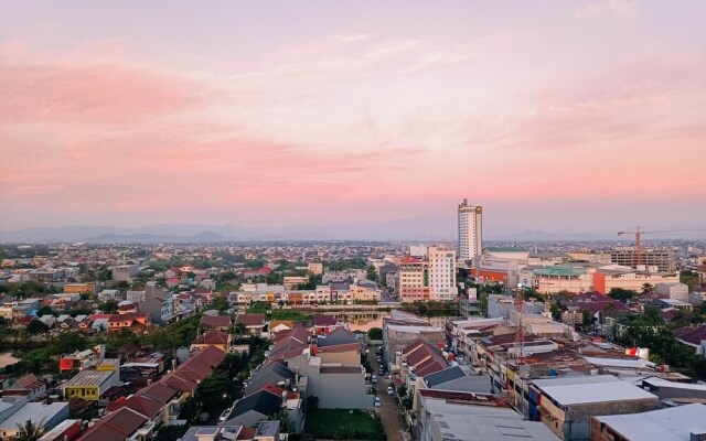 White And Cozy Studio At Vida View Makassar Apartment