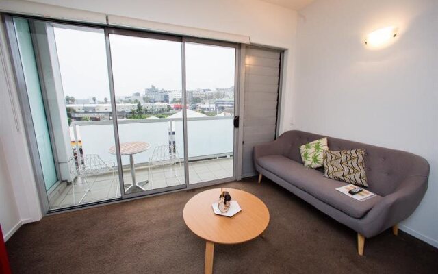 Chic inner city pad